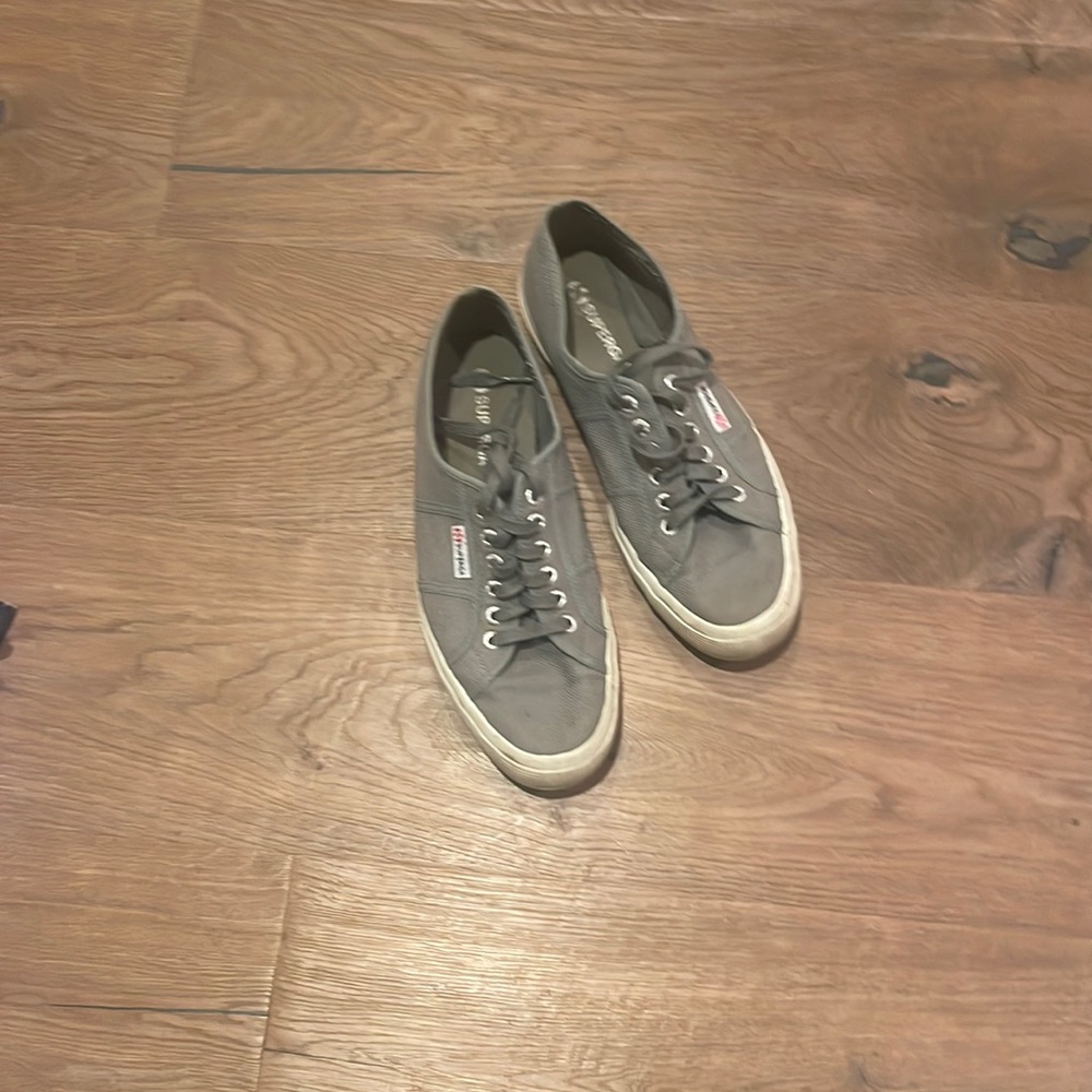 Men’s superga